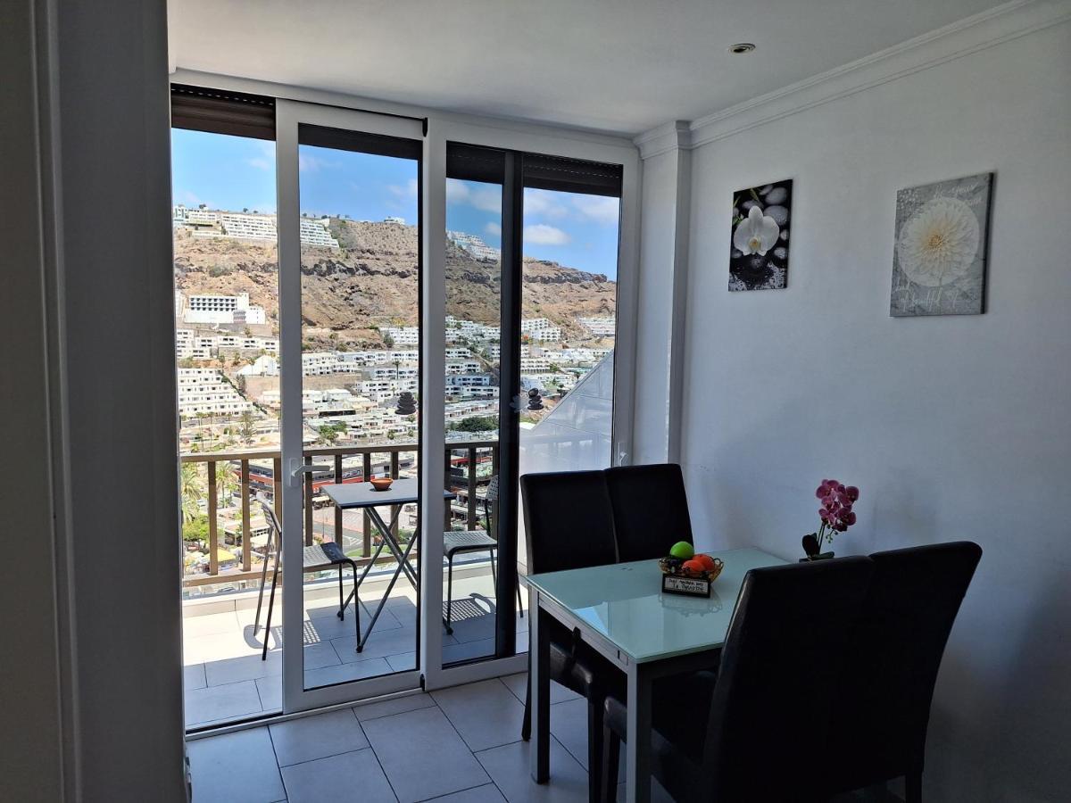 Solaris - Refurbished, Top Floor, Sea Views Puerto Rico  Buitenkant foto