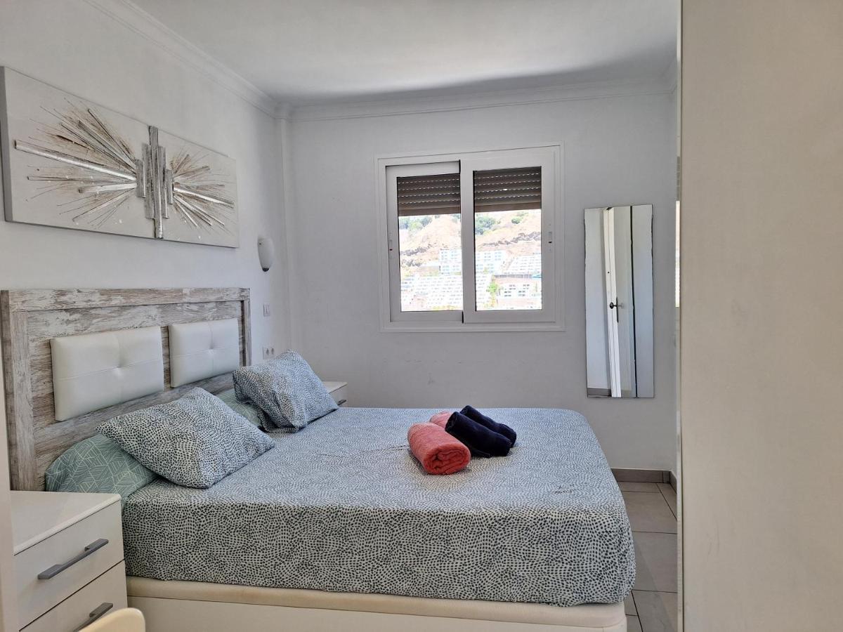 Solaris - Refurbished, Top Floor, Sea Views Puerto Rico  Buitenkant foto